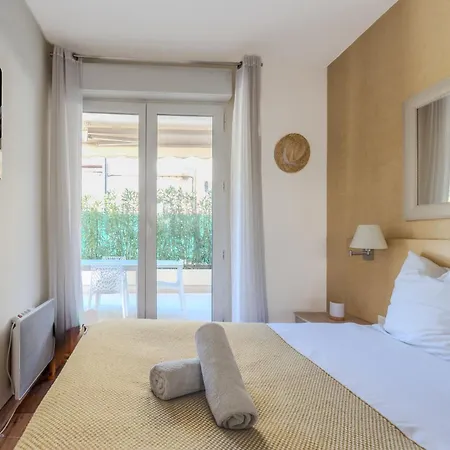 Apartmán Proche Croisette Et Plages - 2 Pieces Avec Terrasse, Jardin Prive Et Parking Cannes