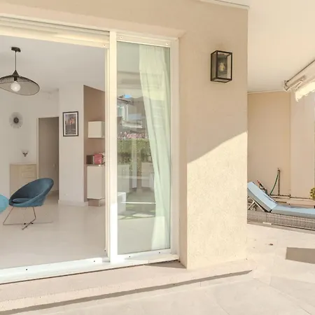 Apartmán Proche Croisette Et Plages - 2 Pieces Avec Terrasse, Jardin Prive Et Parking Cannes